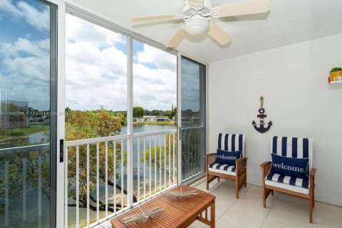 Condominio en venta en Sunrise, Florida, 2 dormitorios, 88.26 m2 № 1316082 - foto 3