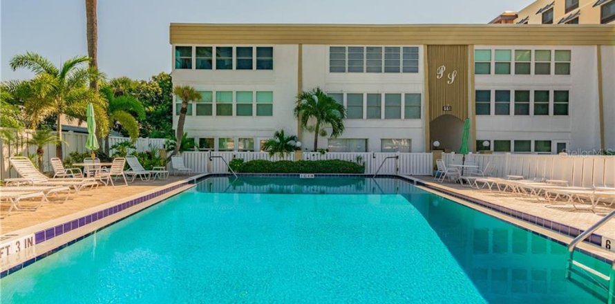 Condo à Clearwater, Floride, 2 chambres  № 252245