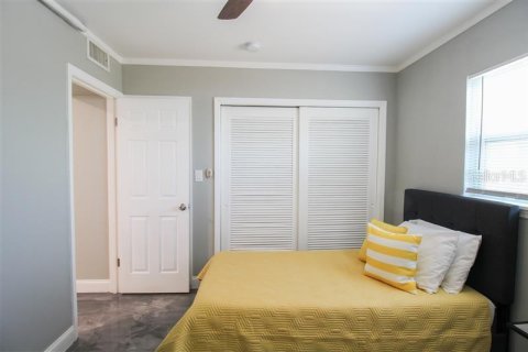 Condo in Sarasota, Florida, 2 bedrooms  № 1337960 - photo 15