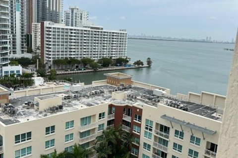 Купить кондоминиум в Майами, Флорида 2 спальни, 107.77м2, № 942384 - фото 7