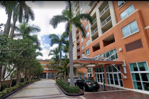 Купить кондоминиум в Майами, Флорида 2 спальни, 107.77м2, № 942384 - фото 22