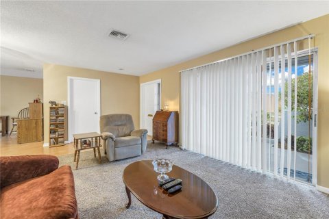 Casa en venta en Pinellas Park, Florida, 2 dormitorios, 100.8 m2 № 1016534 - foto 15