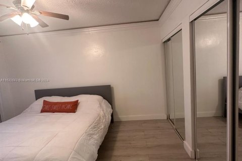 Copropriété à vendre à Miami Beach, Floride: 1 chambre, 54.81 m2 № 1293385 - photo 3