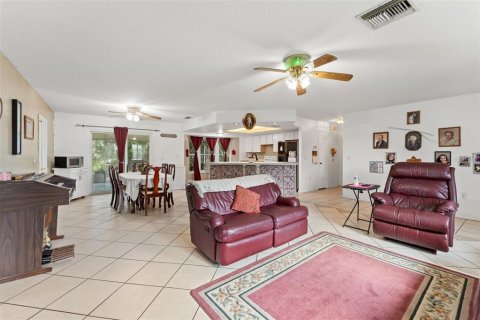 Villa ou maison à vendre à Hudson, Floride: 2 chambres, 136.01 m2 № 1298940 - photo 18