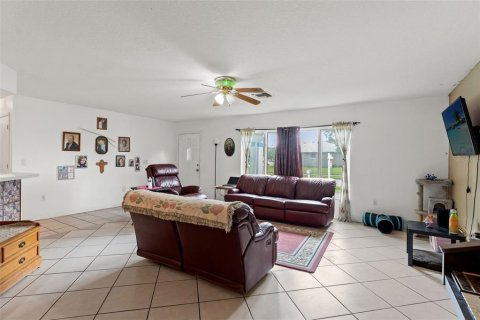 Villa ou maison à vendre à Hudson, Floride: 2 chambres, 136.01 m2 № 1298940 - photo 7