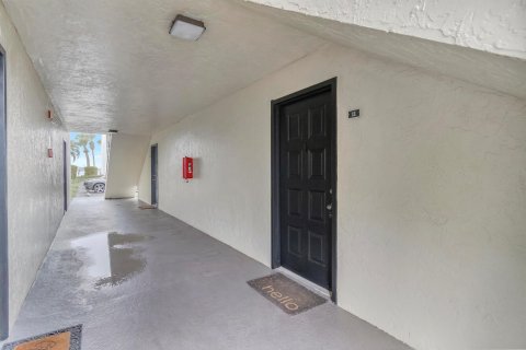 Купить кондоминиум в Уэст-Палм-Бич, Флорида 1 спальня, 46.64м2, № 1154258 - фото 10