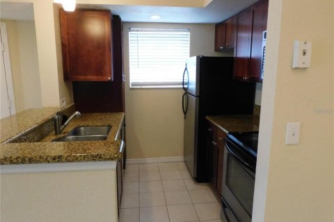 Condominio en venta en Orlando, Florida, 2 dormitorios, 85.38 m2 № 1252778 - foto 4