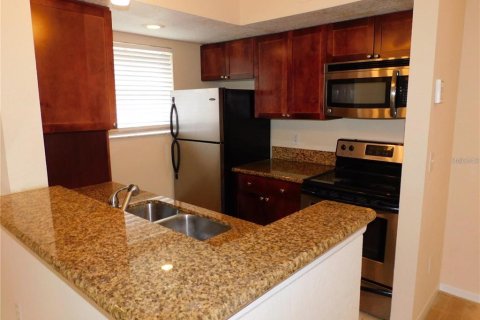 Condo in Orlando, Florida, 2 bedrooms  № 1252778 - photo 3