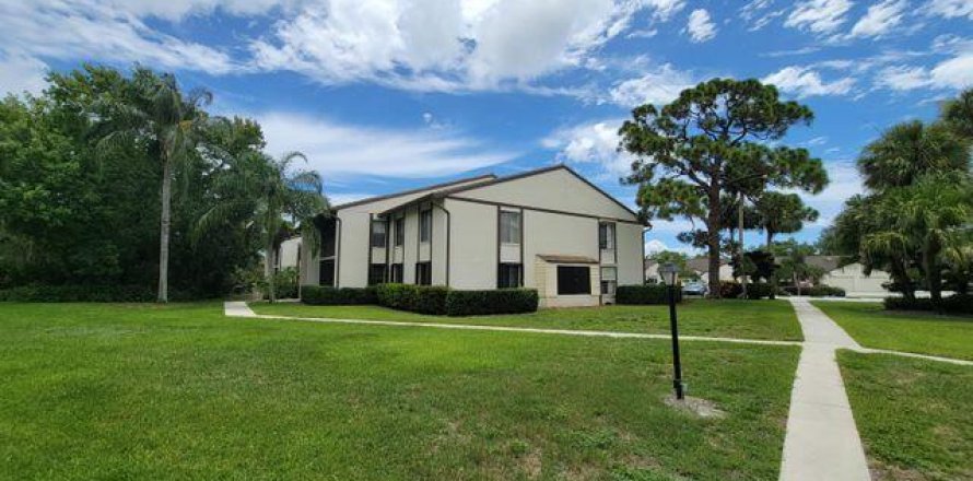 Condominio en Palm City, Florida, 2 dormitorios  № 1221294