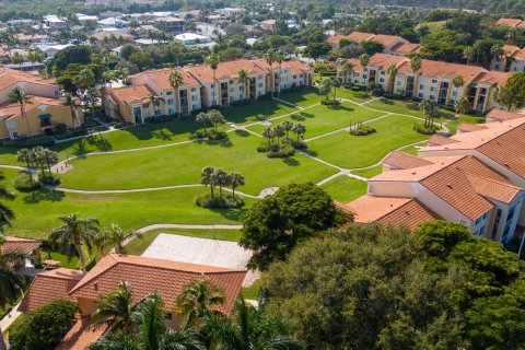 Condominio en venta en Hypoluxo, Florida, 2 dormitorios, 102.66 m2 № 949902 - foto 1