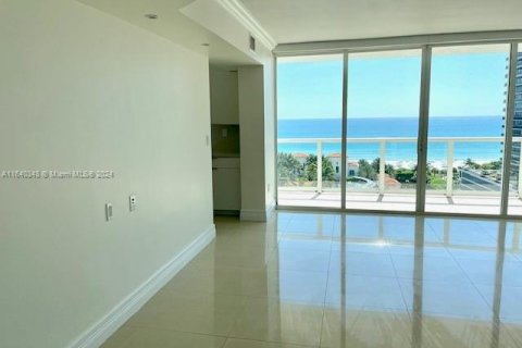 Copropriété à vendre à Miami Beach, Floride: 2 chambres, 90.12 m2 № 1316192 - photo 21