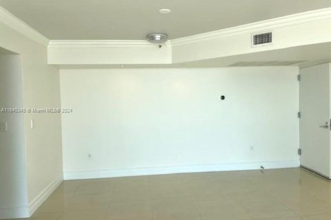 Copropriété à vendre à Miami Beach, Floride: 2 chambres, 90.12 m2 № 1316192 - photo 25