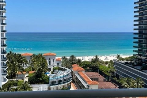 Copropriété à vendre à Miami Beach, Floride: 2 chambres, 90.12 m2 № 1316192 - photo 1