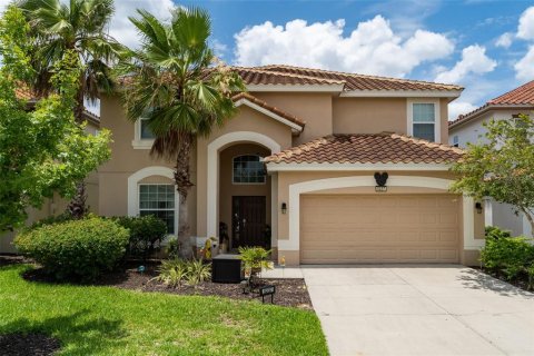 Casa en venta en Davenport, Florida, 6 dormitorios, 261.52 m2 № 1275803 - foto 1