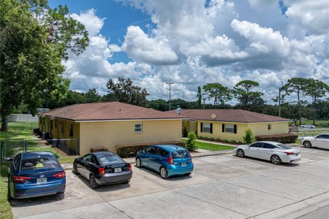 Propiedad comercial en venta en Dade City, Florida, 368.64 m2 № 1307962 - foto 25