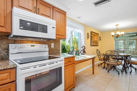 Casa en venta en New Port Richey, Florida, 3 dormitorios, 158.58 m2 № 1344309 - foto 13