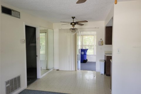 House in Vero Beach, Florida 2 bedrooms, 72.28 sq.m. № 1372258 - photo 8