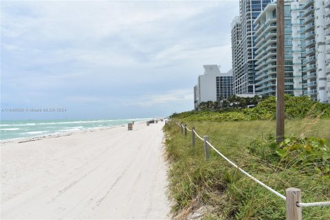 Condominio en venta en Miami Beach, Florida, 1 dormitorio, 62.8 m2 № 1329403 - foto 16