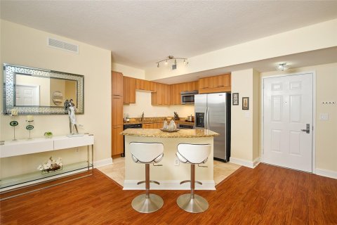 Condo in Plantation, Florida, 2 bedrooms  № 1404672 - photo 9