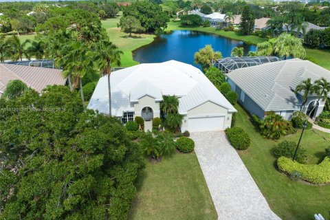 Casa en venta en Palm City, Florida, 3 dormitorios, 211.91 m2 № 1234328 - foto 1