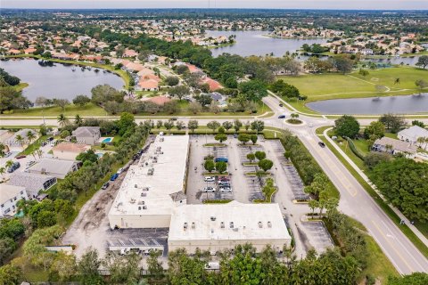 Propiedad comercial en venta en Lake Worth, Florida № 1187911 - foto 13