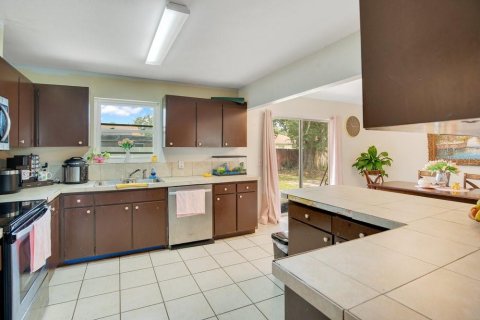 Casa en venta en Kissimmee, Florida, 4 dormitorios, 172.33 m2 № 1369790 - foto 11