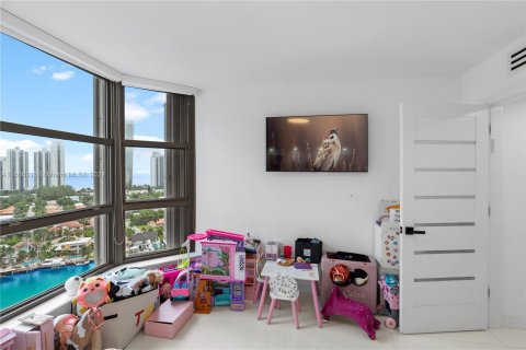 Condo in Aventura, Florida, 2 bedrooms  № 1385759 - photo 30