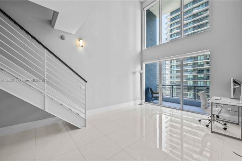 Copropriété à vendre à Miami, Floride: 2 chambres, 120.59 m2 № 1095690 - photo 11