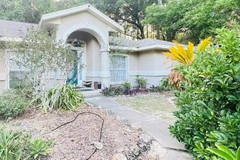 Casa en venta en Alachua, Florida, 4 dormitorios, 203.46 m2 № 1399394 - foto 1