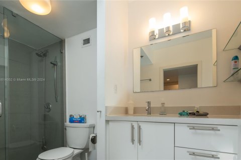 Condominio en venta en Miami Beach, Florida, 51.1 m2 № 1235759 - foto 5