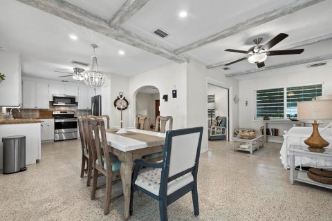 Casa en venta en Sarasota, Florida, 2 dormitorios, 105.72 m2 № 1357947 - foto 12