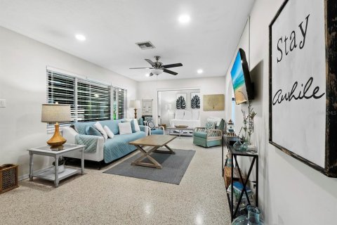 Casa en venta en Sarasota, Florida, 2 dormitorios, 105.72 m2 № 1357947 - foto 6