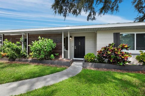 Casa en venta en Sarasota, Florida, 2 dormitorios, 105.72 m2 № 1357947 - foto 3