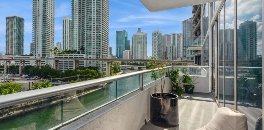 Condo à Miami, Floride, 2 chambres  № 1177780