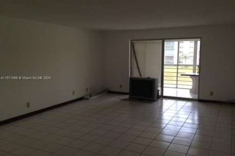 Condominio en venta en Dania Beach, Florida, 2 dormitorios, 110.55 m2 № 1128463 - foto 6