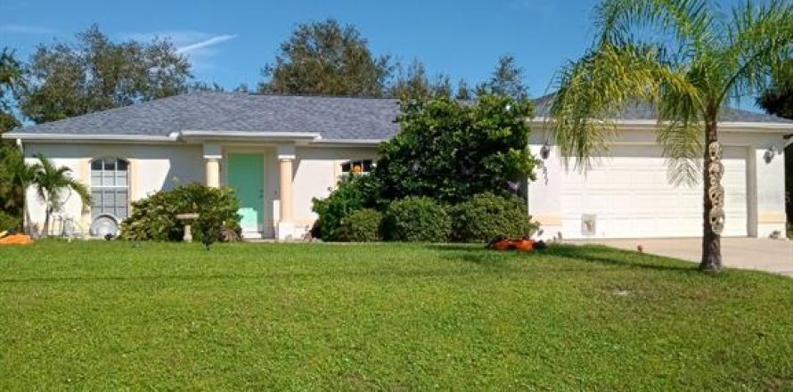 House in North Port, Florida 3 bedrooms, 127.46 sq.m. № 1408142