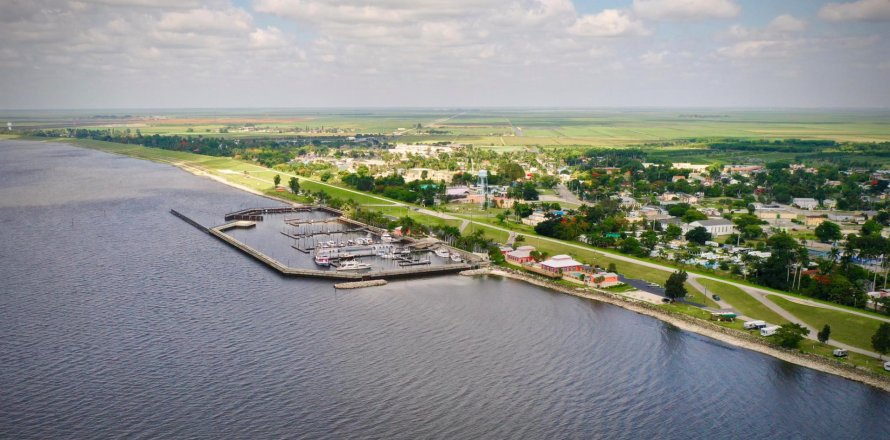 Terreno en Pahokee, Florida № 1168873