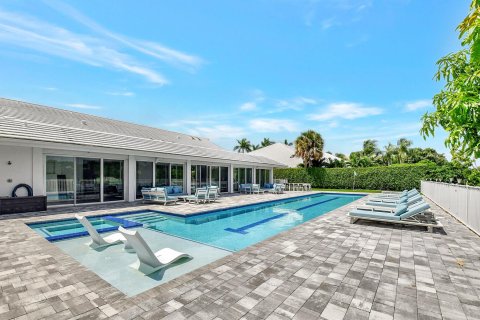 House in Boca Raton, Florida 4 bedrooms, 487.74 sq.m. № 777254 - photo 27