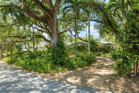 House in Fort Lauderdale, Florida 3 bedrooms, 152.73 sq.m. № 1118716 - photo 1