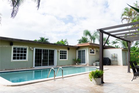 Casa en venta en Miami, Florida, 4 dormitorios, 334.45 m2 № 1409180 - foto 12