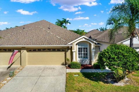 Casa en venta en Land O' Lakes, Florida, 2 dormitorios, 159.98 m2 № 1408084 - foto 1