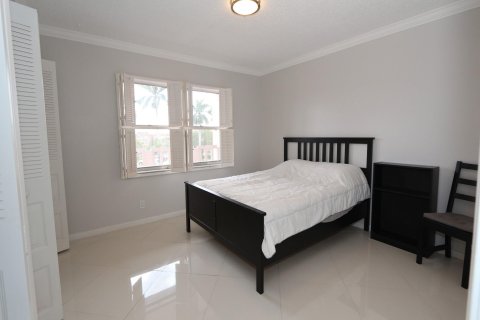 Condo in Sunrise, Florida, 2 bedrooms  № 1159909 - photo 1