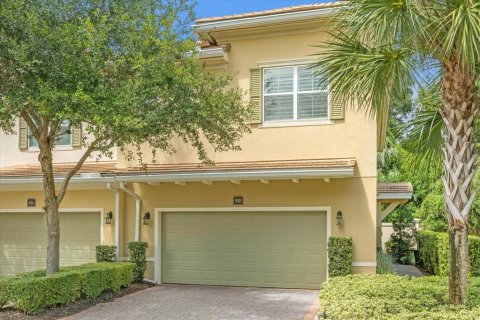 Townhouse in Lake Mary, Florida 3 bedrooms, 183.57 sq.m. № 1361286 - photo 2