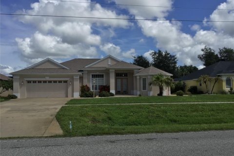 Villa ou maison à vendre à North Port, Floride: 3 chambres, 238.94 m2 № 1354814 - photo 1