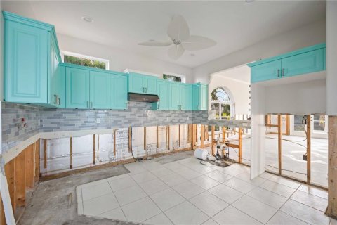 Villa ou maison à vendre à Sarasota, Floride: 3 chambres, 191.01 m2 № 1354813 - photo 16