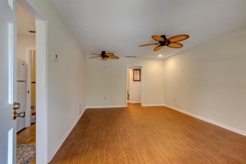 Condo in Mount Dora, Florida, 1 bedroom  № 1375071 - photo 9