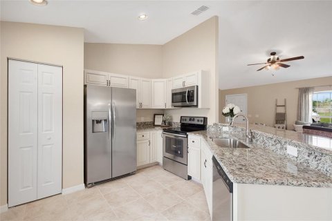 Casa en venta en Ocala, Florida, 3 dormitorios, 119.1 m2 № 1090285 - foto 6