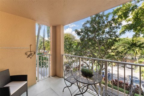 Condo in Aventura, Florida, 2 bedrooms  № 1315755 - photo 17