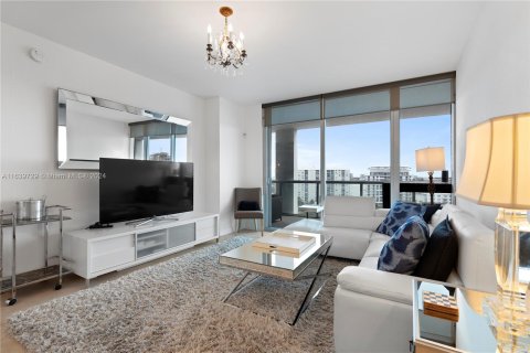 Condo in Miami Beach, Florida, 2 bedrooms  № 1315756 - photo 4