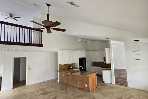 Casa en venta en Lauderhill, Florida, 4 dormitorios, 227.15 m2 № 1128649 - foto 9